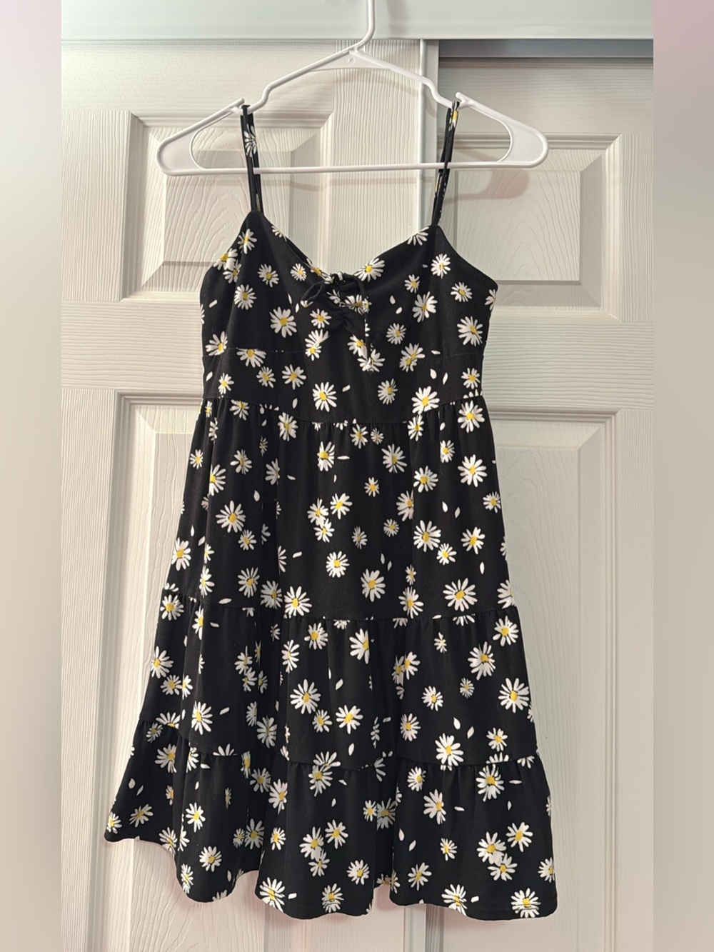 Medium Black Daisy Tiered Sundress with Spaghetti Straps